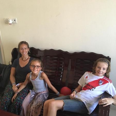Lia'S Homestay Puduccseri Kültér fotó