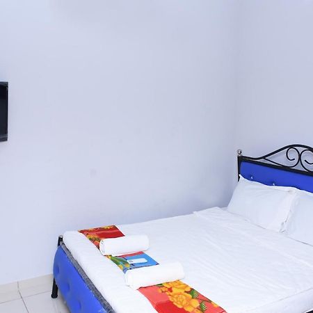 Lia'S Homestay Puduccseri Kültér fotó