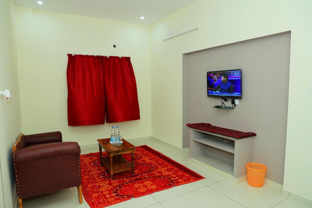 Lia'S Homestay Puduccseri Kültér fotó