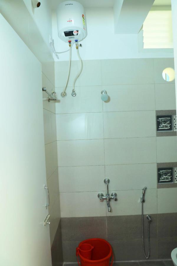 Lia'S Homestay Puduccseri Kültér fotó