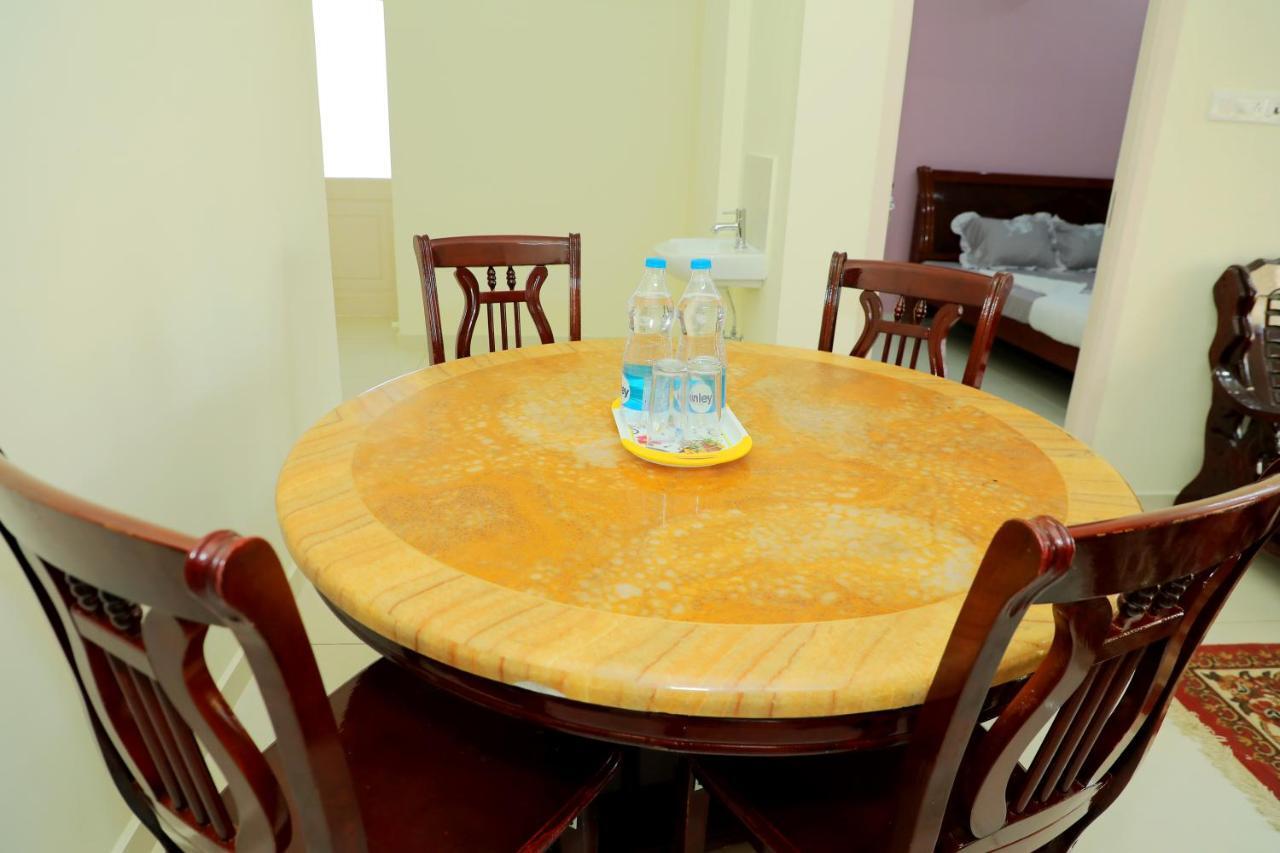 Lia'S Homestay Puduccseri Kültér fotó