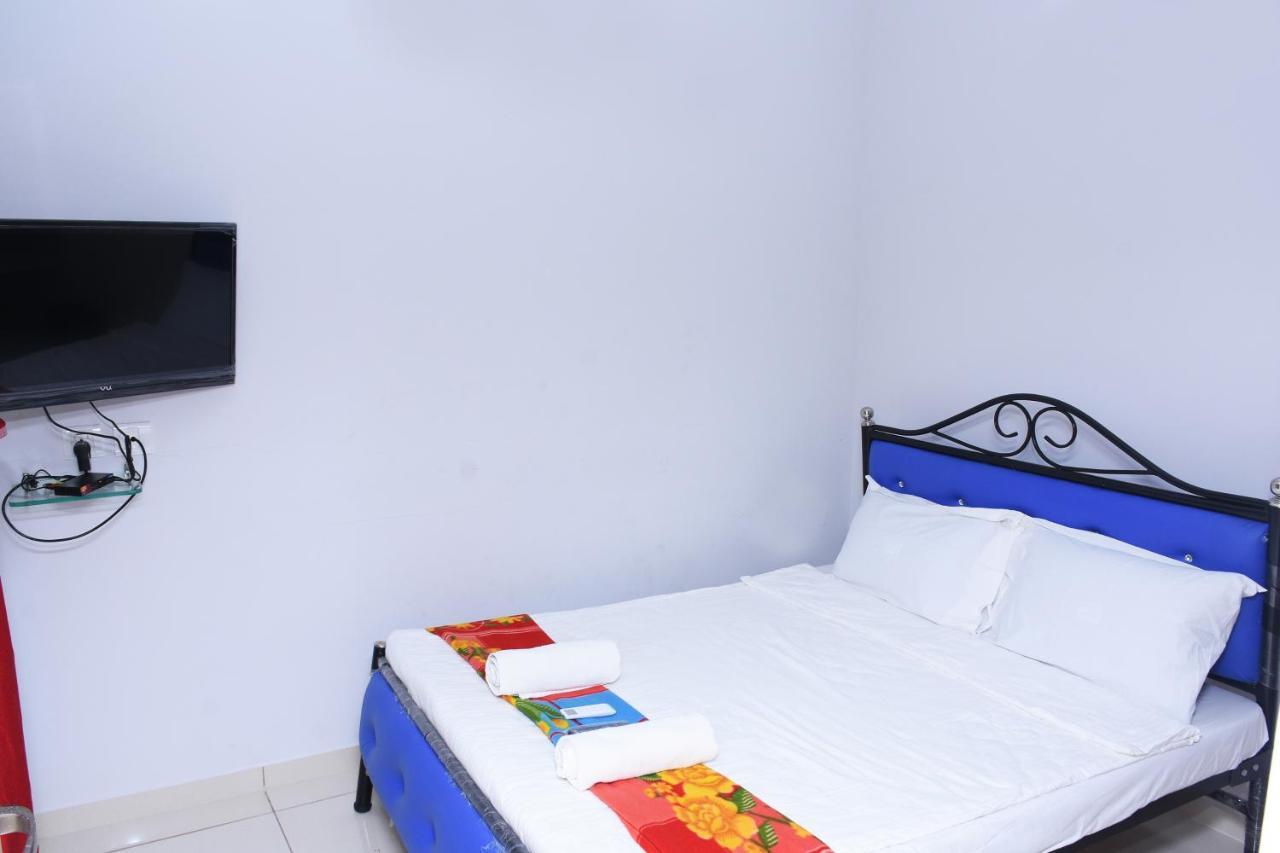 Lia'S Homestay Puduccseri Kültér fotó