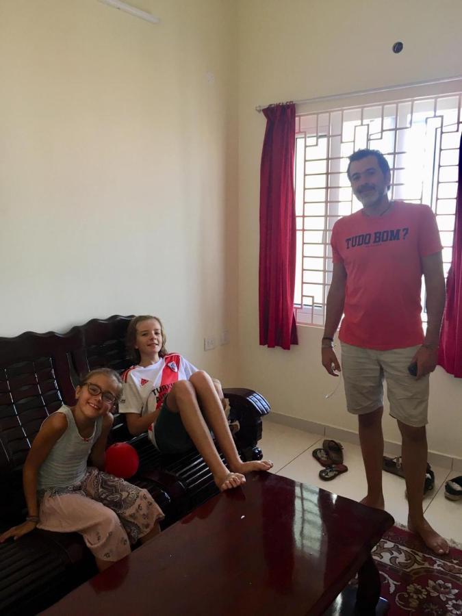Lia'S Homestay Puduccseri Kültér fotó
