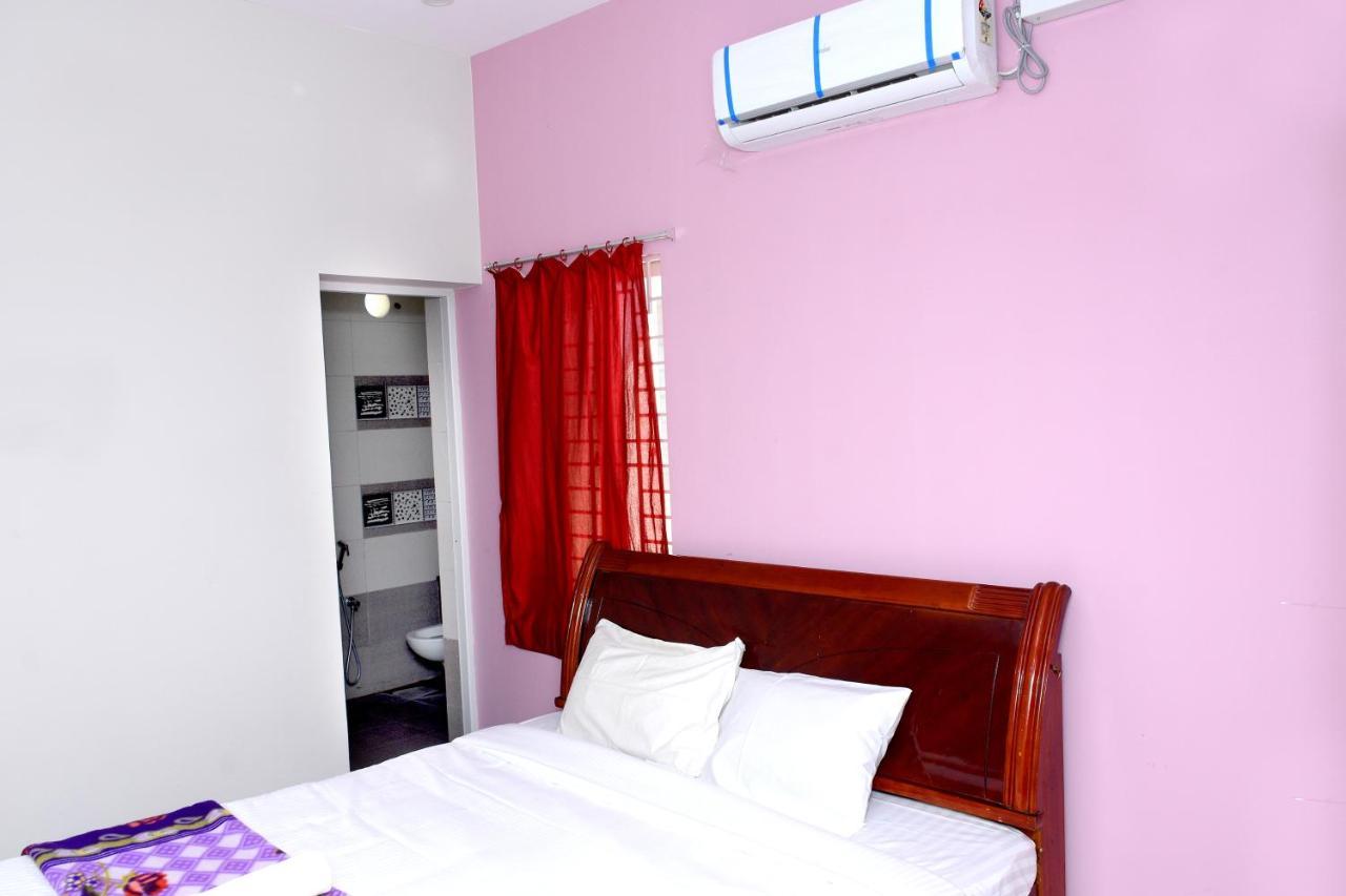 Lia'S Homestay Puduccseri Kültér fotó