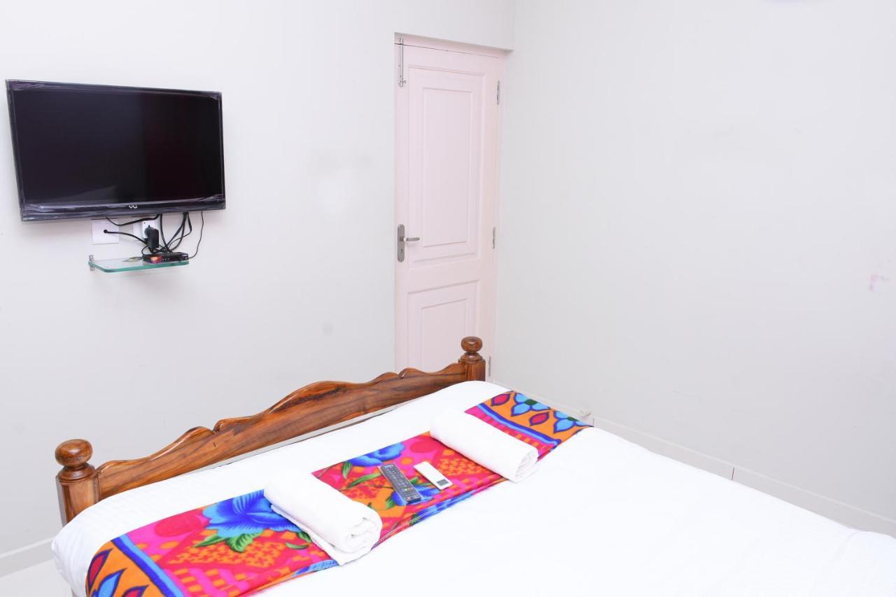 Lia'S Homestay Puduccseri Kültér fotó